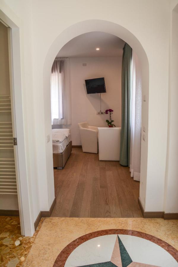 Villa Torbole Torbole Sul Garda Exteriör bild