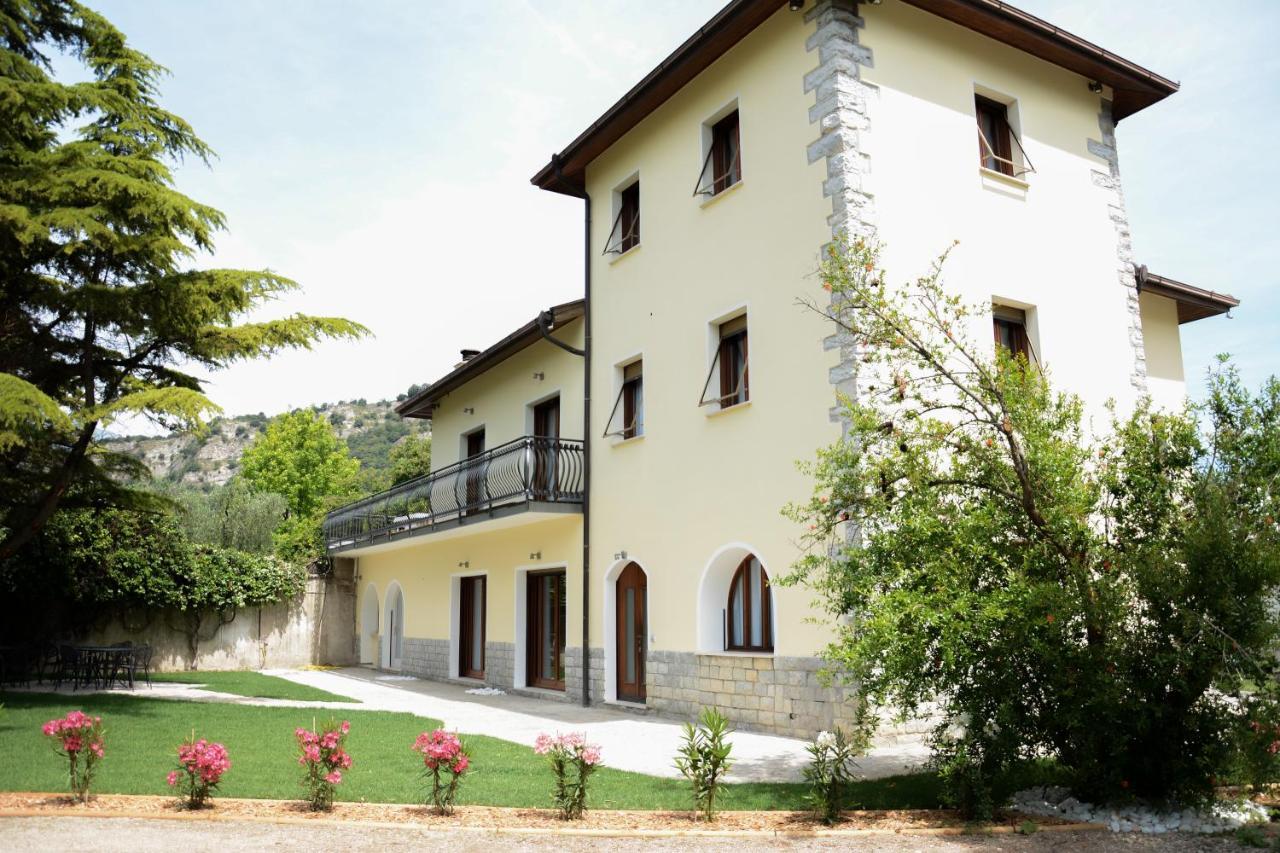 Villa Torbole Torbole Sul Garda Exteriör bild