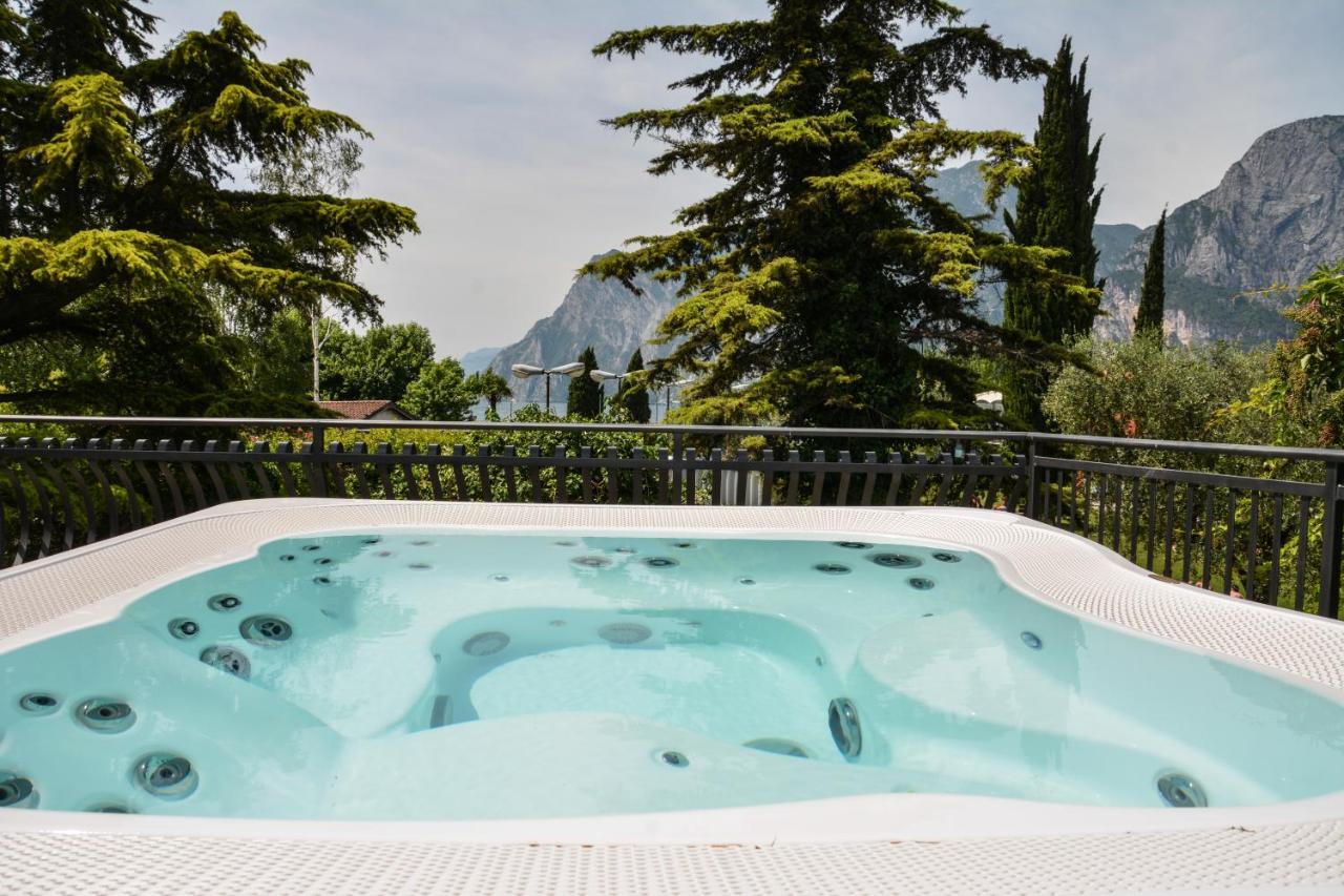 Villa Torbole Torbole Sul Garda Exteriör bild