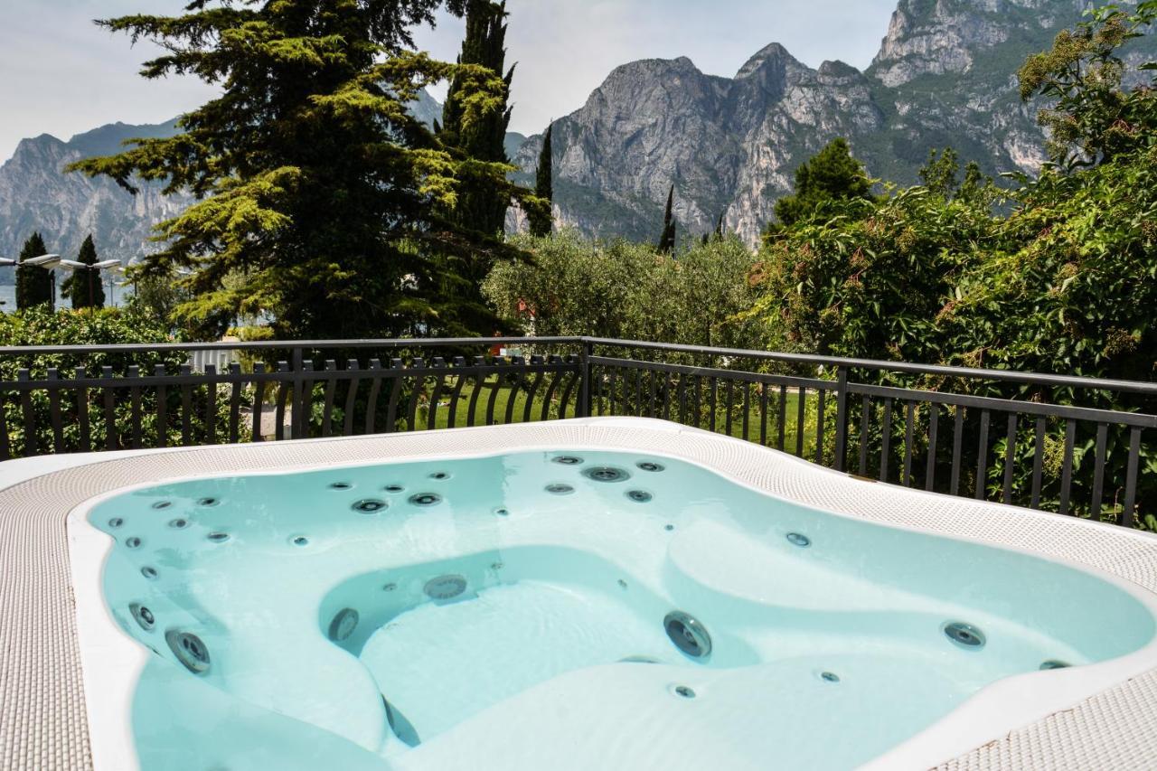 Villa Torbole Torbole Sul Garda Exteriör bild