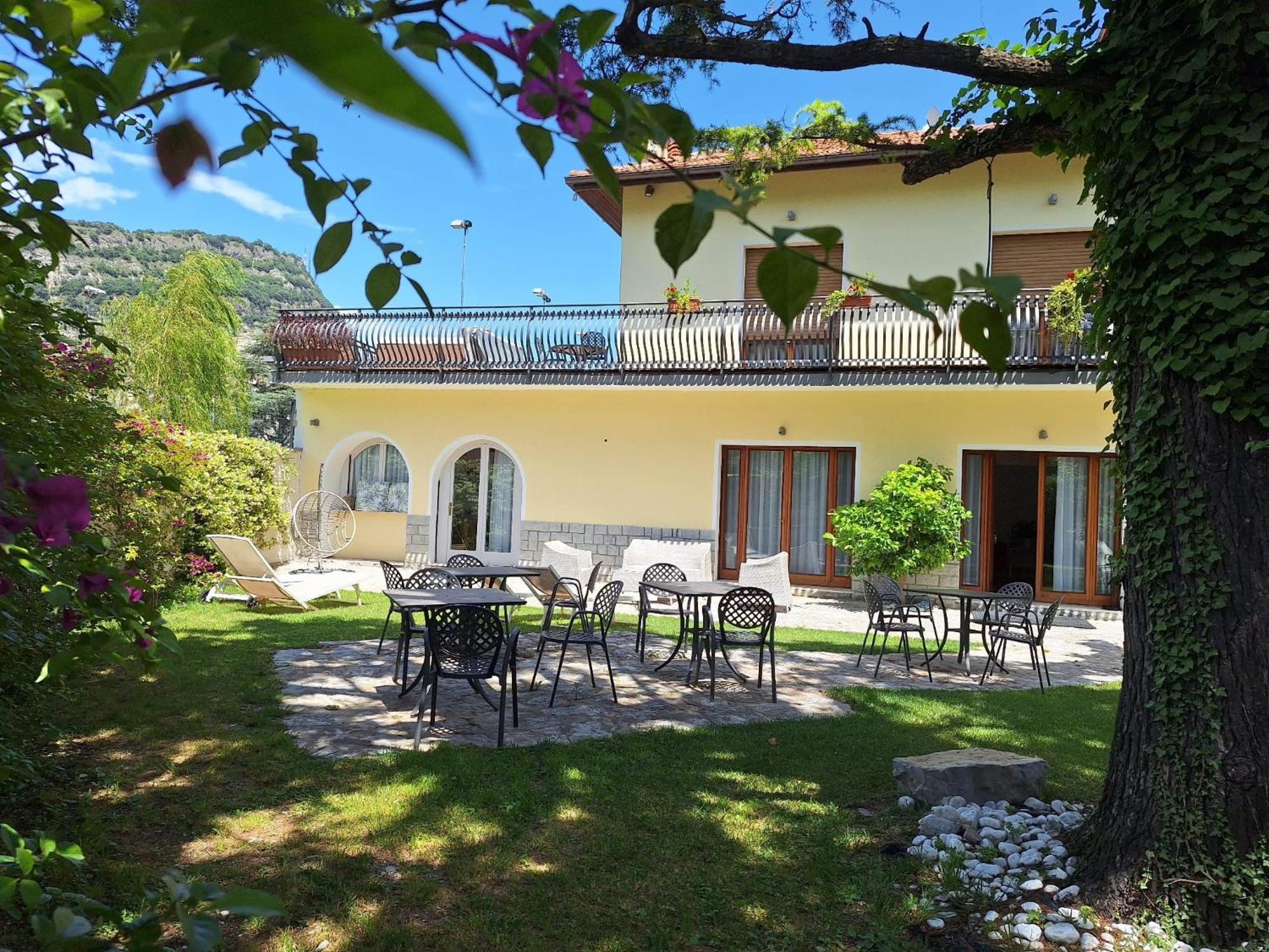 Villa Torbole Torbole Sul Garda Exteriör bild